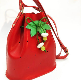 Strawberry bucket bag leather small